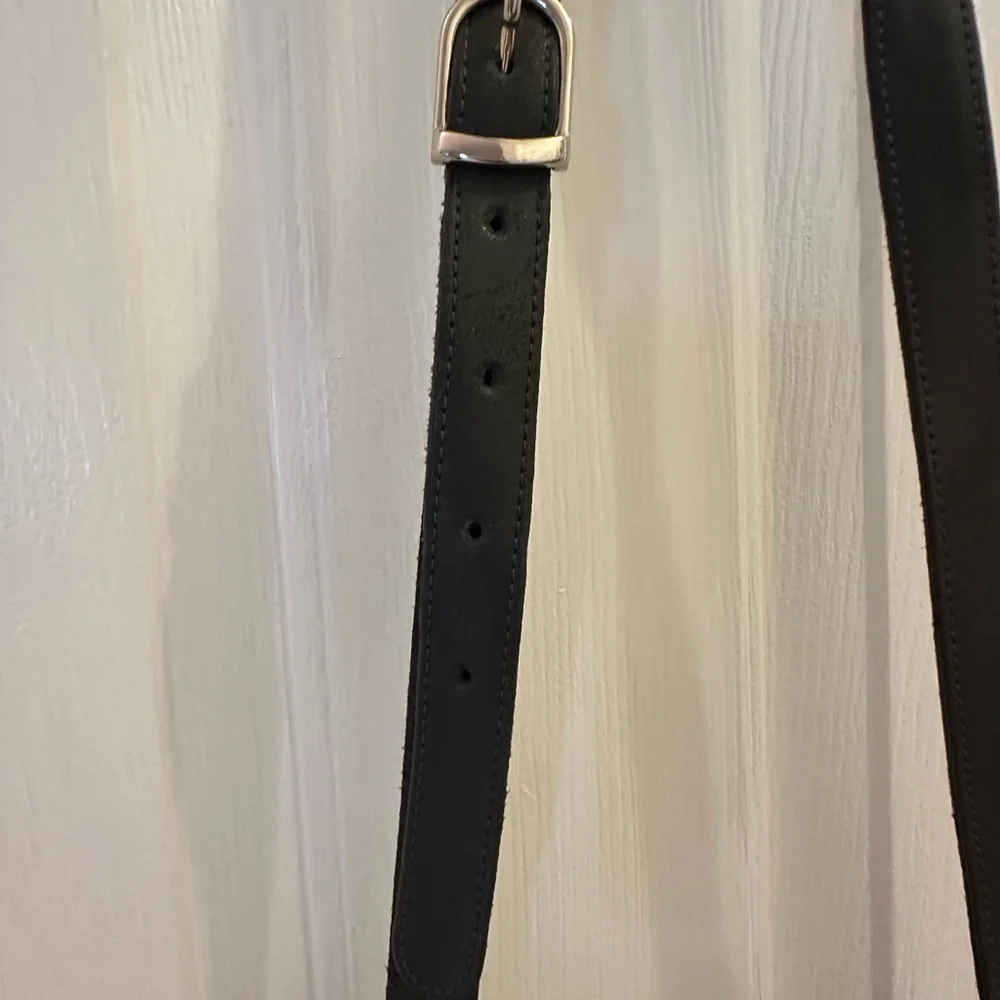 Lamarthe Gray Crossbody Bag Elegant and Versatile